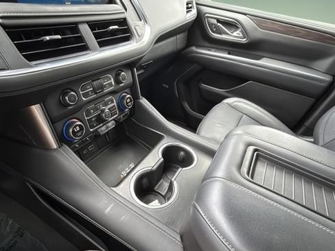Used 2023 Chevrolet Tahoe LT w/ Luxury Package AWD/4WD image 14