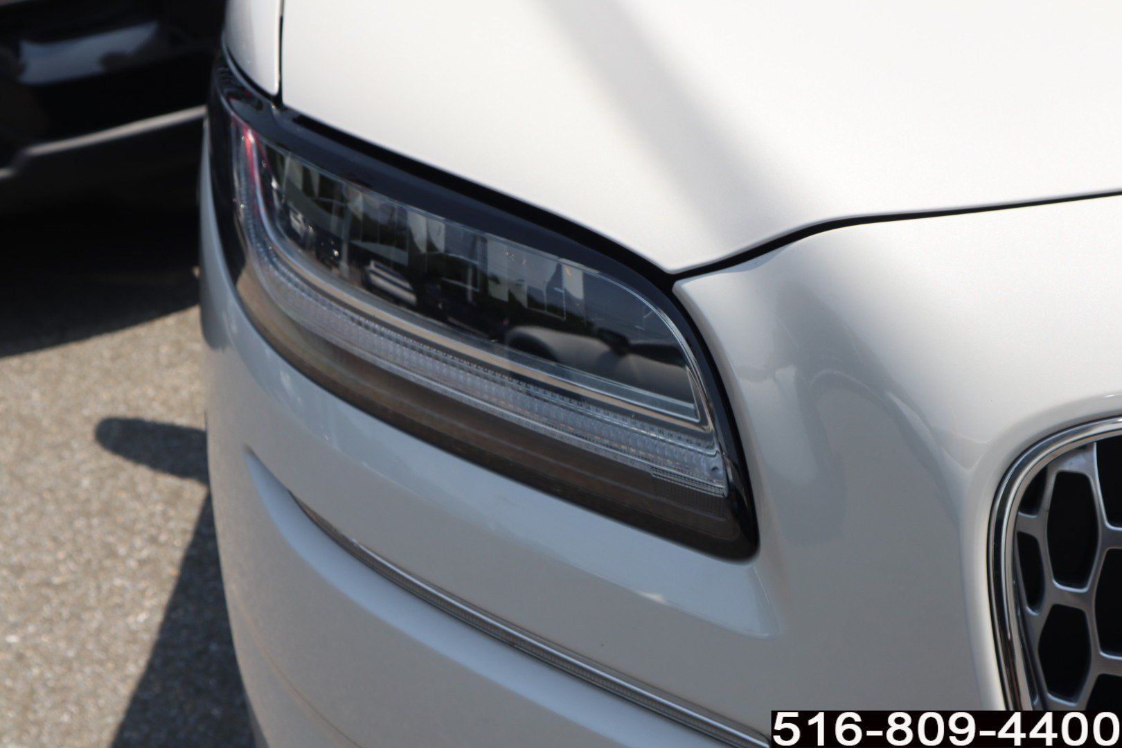 Used 2022 Lincoln Nautilus Reserve AWD/4WD image 7