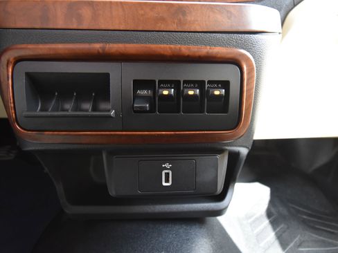 Used 2019 Ford Transit 350 148 High Roof Extended DRW w/ Premium Package image 31