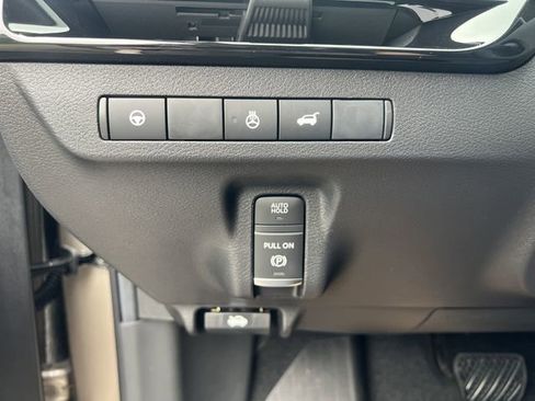 New 2025 Nissan Murano SL image 13