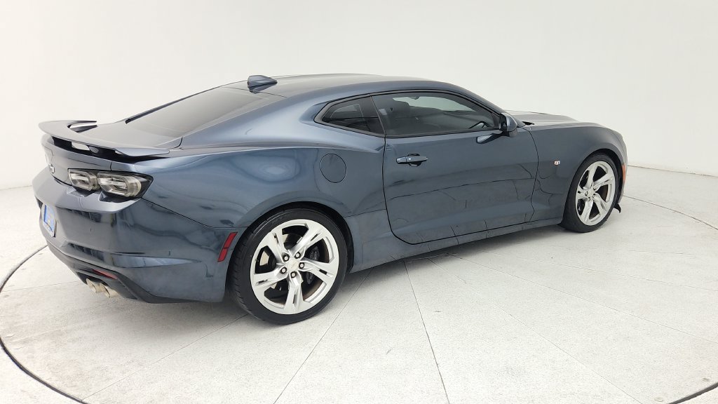 Used 2021 Chevrolet Camaro SS RWD image 7
