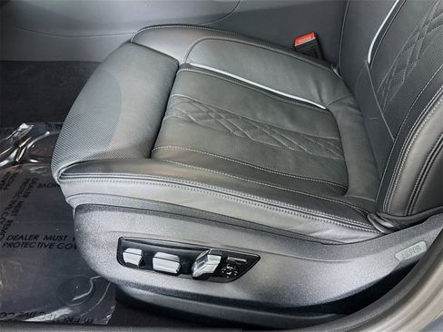 Certified 2023 BMW 540i 540i w/ M Sport Package image 20