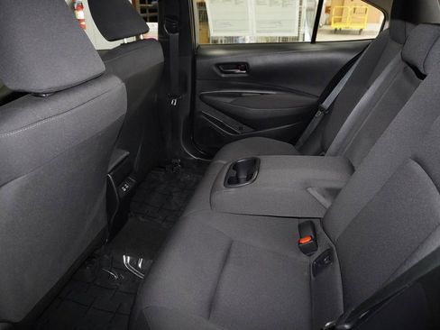 Certified 2025 Toyota Corolla LE image 6