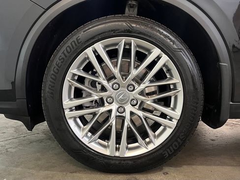 Used 2023 Acura MDX SH-AWD w/ Advance Package image 15