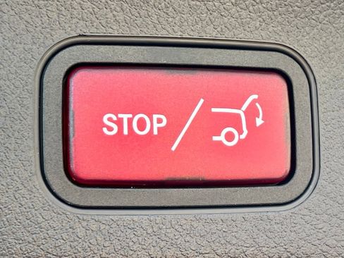 Certified 2026 Mercedes-Benz GLA 250 4MATIC image 42