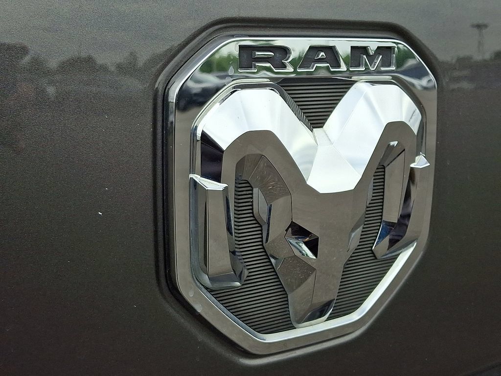 Used 2023 RAM 1500 Big Horn AWD/4WD image 30