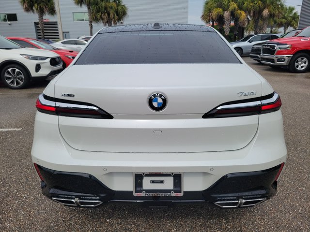 Used 2024 BMW 760i xDrive AWD/4WD image 6