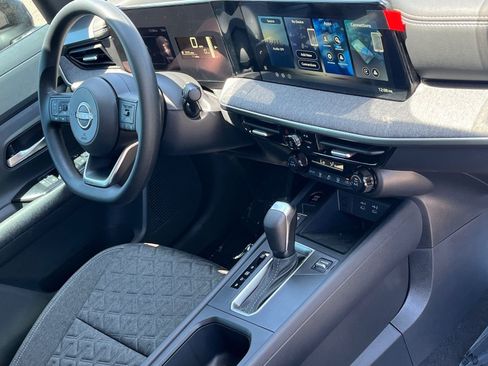 New 2026 Nissan Kicks SV FWD image 9
