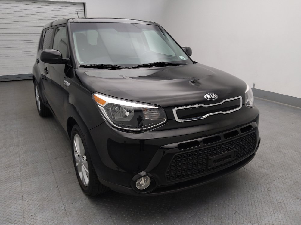 Used 2016 Kia Soul + FWD image 14