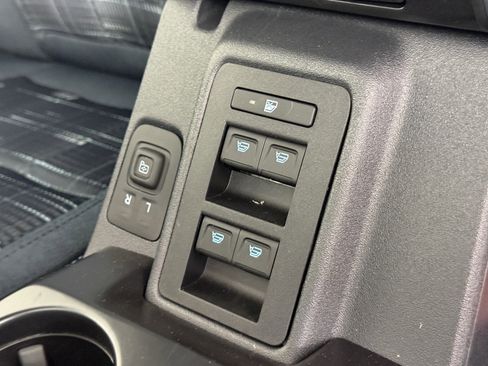 New 2025 Ford Bronco Heritage Edition image 16