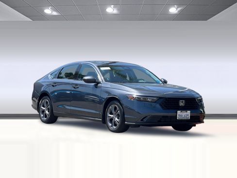 Certified 2023 Honda Accord EX image 6