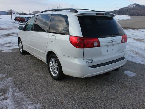 Used 2006 Toyota Sienna XLE image 8