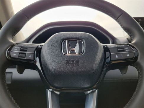 New 2025 Honda Pilot Touring image 23