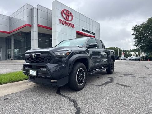 Used 2024 Toyota Tacoma TRD Off-Road w/ TRD Off Road Upgrade Package AWD/4WD image 1