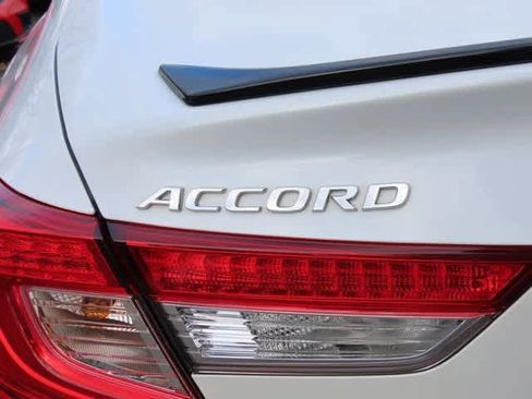 Used 2022 Honda Accord Sport image 7