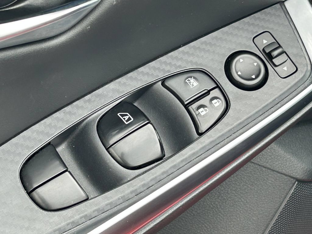 Used 2020 Nissan Sentra SR FWD image 27
