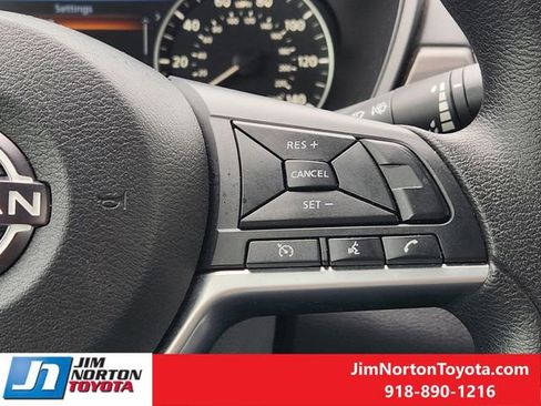 Used 2025 Nissan Altima 2.5 SV image 28