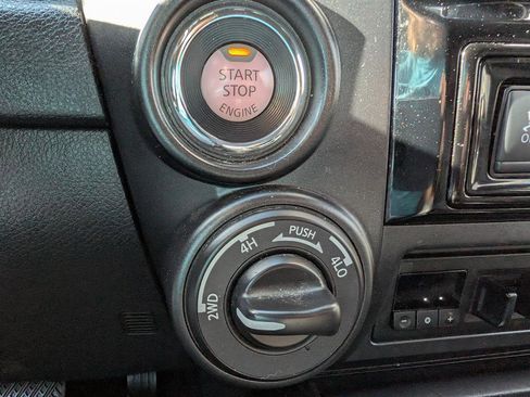 Used 2020 Nissan Titan PRO-4X w/ Pro-4x Convenience Package image 37