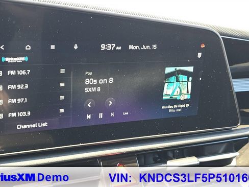 Used 2023 Kia Niro EX w/ EX Cold Weather Package FWD image 29