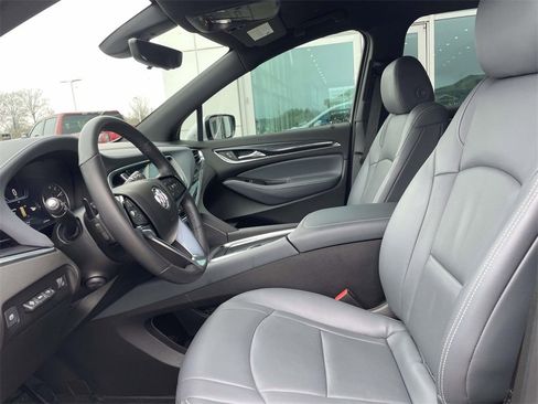 Used 2022 Buick Enclave Premium w/ Surround and Sites Package image 13