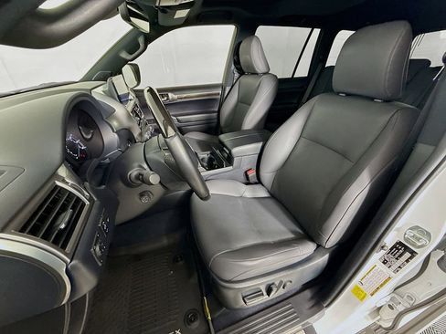 Certified 2023 Lexus GX 460 Premium w/ Premium Plus Package image 22