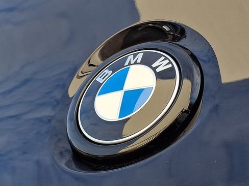 Used 2025 BMW X4 M40i w/ Premium Package image 31