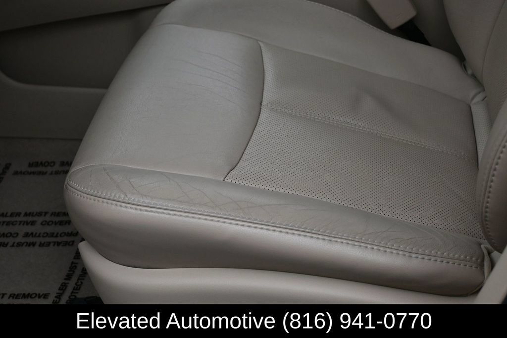 Used 2014 Nissan Pathfinder Platinum w/ Platinum Premium Package AWD/4WD image 21