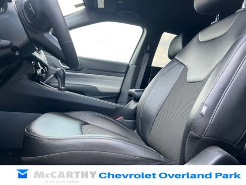 Used 2025 Jeep Compass Latitude AWD/4WD image 10
