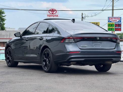 Used 2025 Honda Accord SE image 7