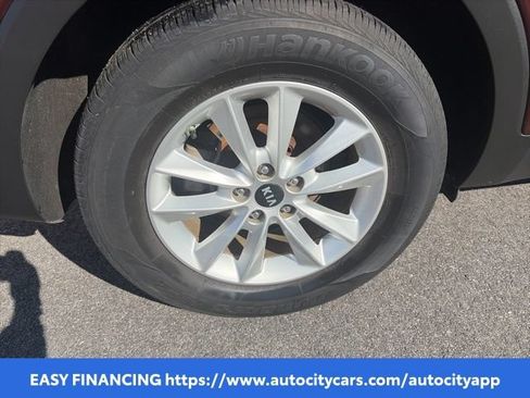 Used 2019 Kia Sorento AWD image 6