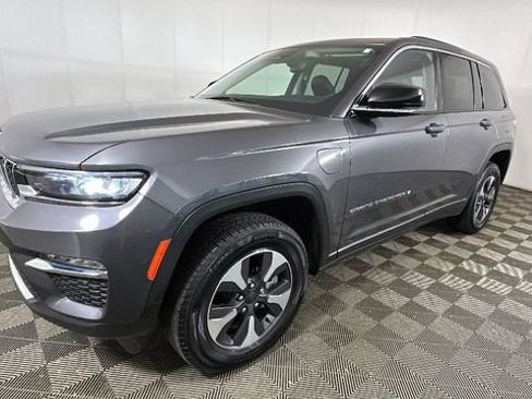 Used 2022 Jeep Grand Cherokee Limited 4xe AWD/4WD image 7