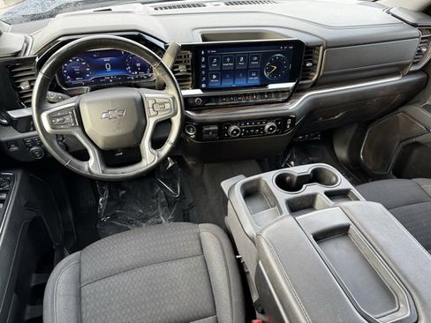 Used 2024 Chevrolet Silverado 1500 RST image 8