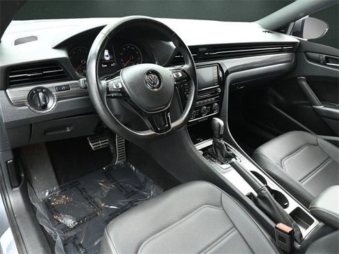 Used 2021 Volkswagen Passat 2.0T R-Line image 10