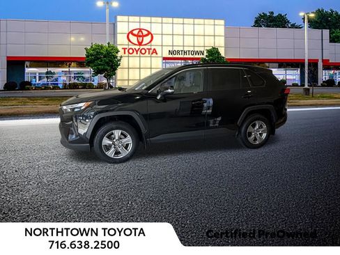 Used 2023 Toyota RAV4 XLE w/ Convenience Package image 1