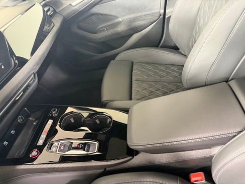 Used 2025 Audi S5 Premium Plus w/ Premium Plus Package AWD/4WD image 17