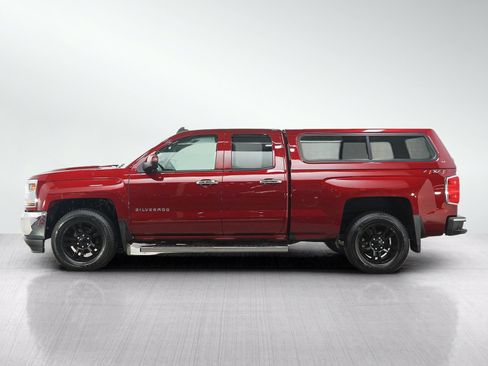 Used 2018 Chevrolet Silverado 1500 LT w/ All Star Edition AWD/4WD image 2