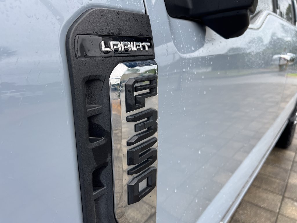 Used 2024 Ford F350 Lariat w/ Lariat Ultimate Package AWD/4WD image 10