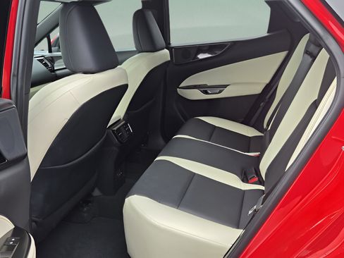 Used 2024 Lexus NX 250 FWD w/ Cold Area Package image 12