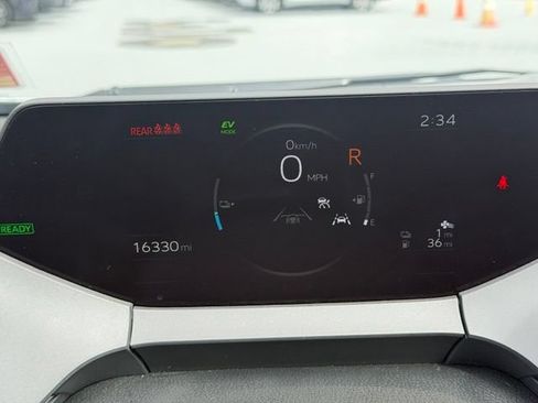 Certified 2024 Toyota Prius Prime FWD image 29