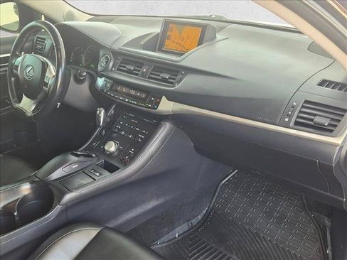 Used 2012 Lexus CT 200h Premium w/ Premium Audio Pkg FWD image 21