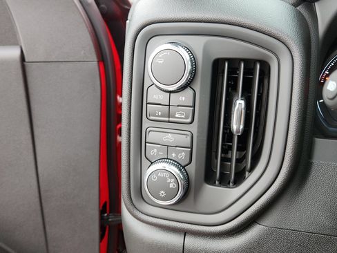 New 2026 GMC Sierra 1500 Pro w/ Graphite Edition image 18