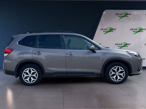 Used 2022 Subaru Forester Premium w/ Popular Package #1 image 10