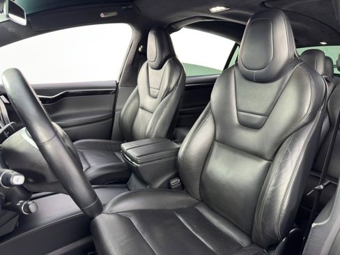 Used 2016 Tesla Model X P90D image 35