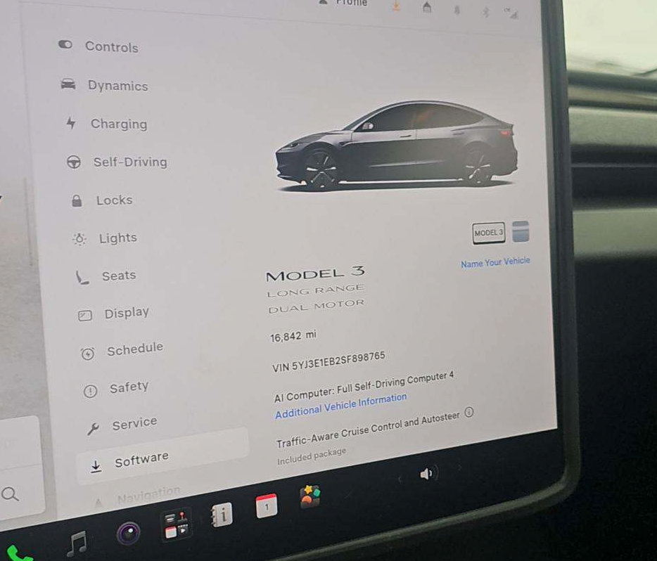 Used 2025 Tesla Model 3 Long Range AWD/4WD image 5