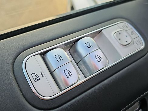 Used 2024 Mercedes-Benz G 63 AMG AMG G 63 image 46