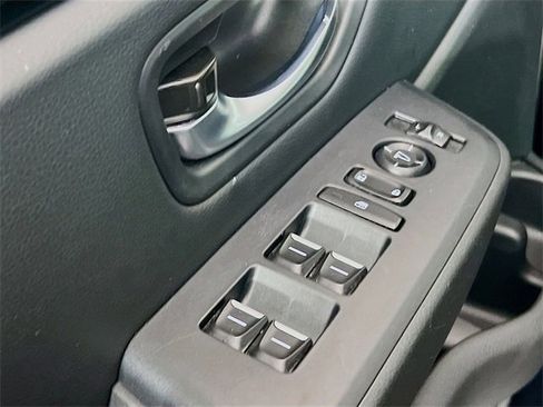 Certified 2025 Honda Pilot Sport image 16