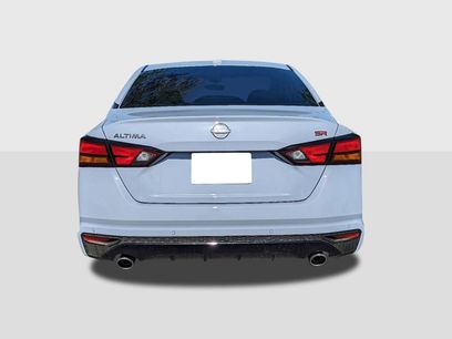 New 2025 Nissan Altima 2.5 SR