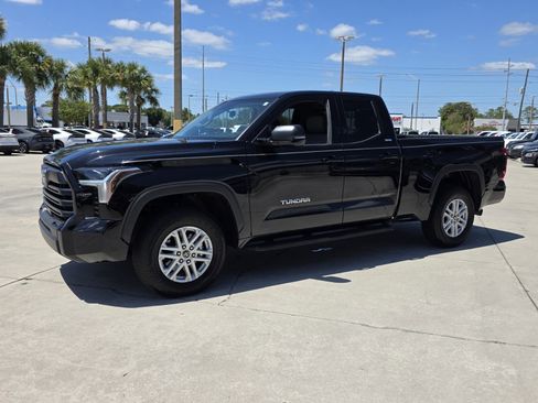 Used 2024 Toyota Tundra SR5 w/ SR5 Premium Package AWD/4WD image 2