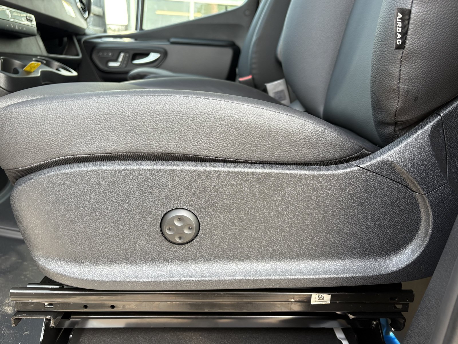 New 2025 Mercedes-Benz Sprinter 3500 image 11