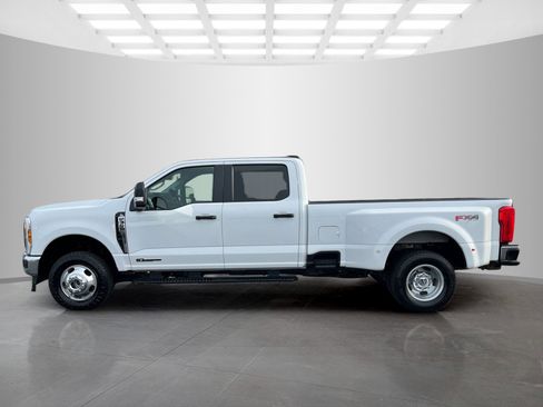 Used 2024 Ford F350 XL w/ FX4 Off-Road Package image 8